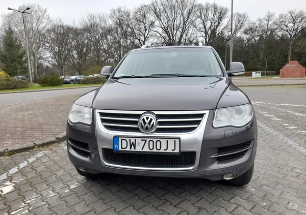 Volkswagen Touareg cena 61850 przebieg: 169000, rok produkcji 2009 z Wrocław małe 92